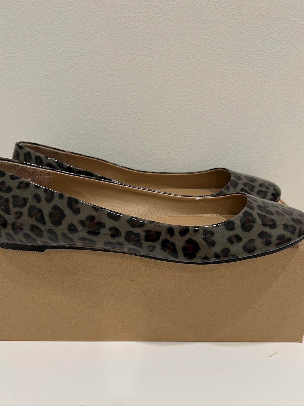 J. Crew Leopard Tortoise Patent Ballet Flats in Gray w/ Black Spots Sz. 8.5 New